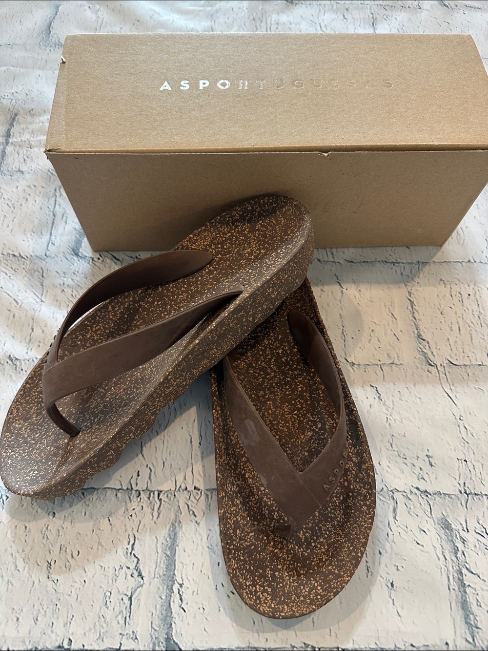 New Asportuguesas Brown Speckled Footbed Flip Sandals